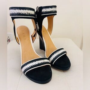 L.A.M.B. Black & While Ankle Cuff High Wedge Sandals 6.5